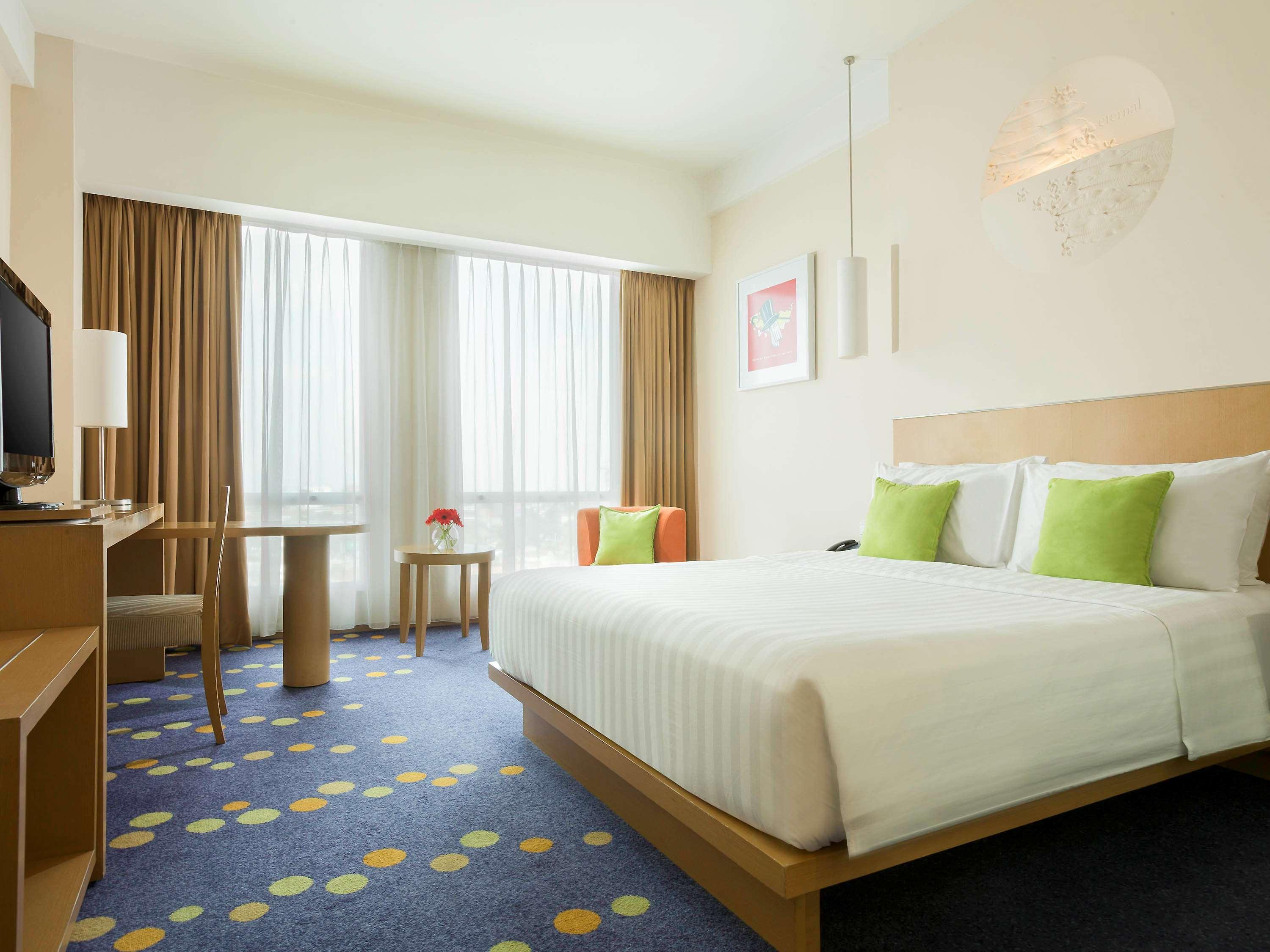 Novotel Bandung Buitenkant foto