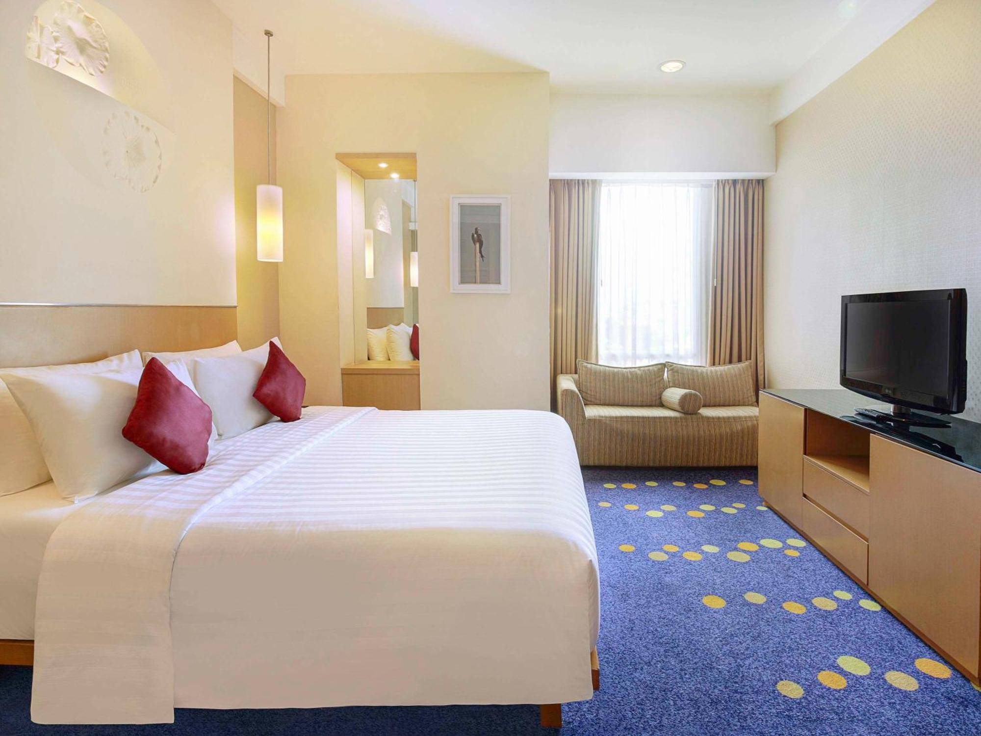 Novotel Bandung Buitenkant foto