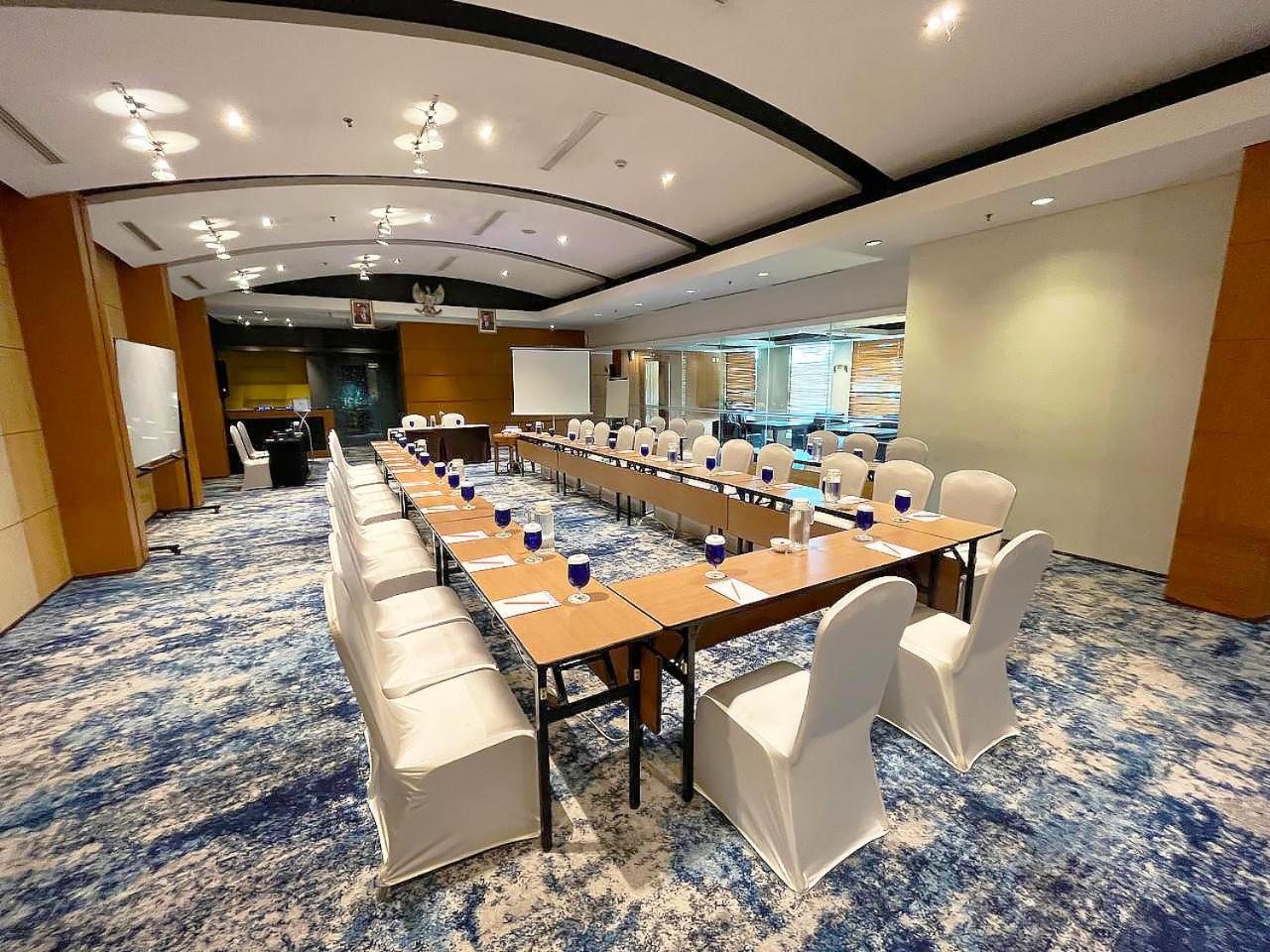 Novotel Bandung Buitenkant foto