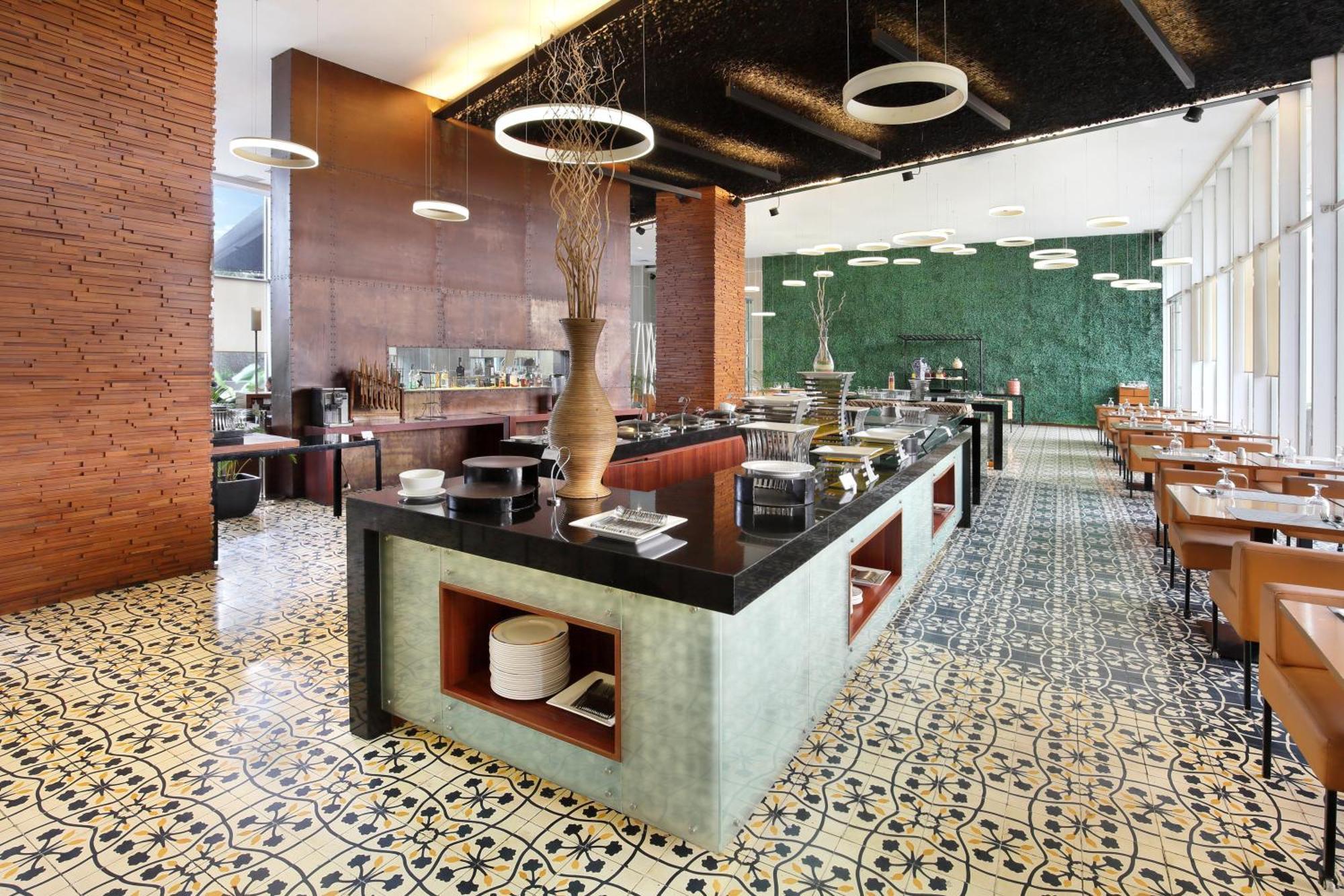 Novotel Bandung Buitenkant foto