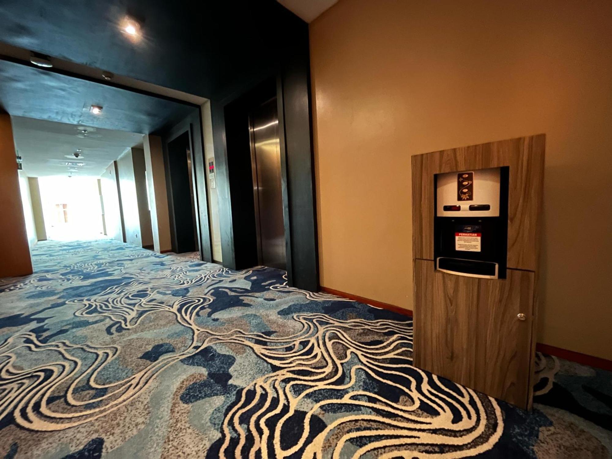 Novotel Bandung Buitenkant foto