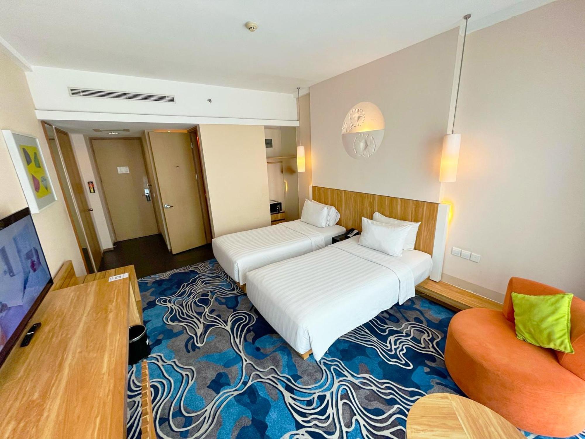 Novotel Bandung Buitenkant foto